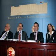 MECLİS TE İÇ TÜZÜK REFORMU